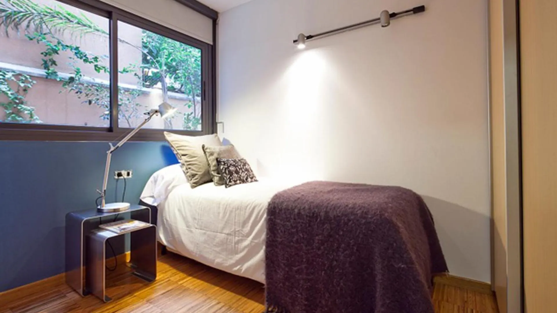 My Space Emirates - Charming Duplex In Barcelona Ideal For Families Or Friends 0*,  스페인